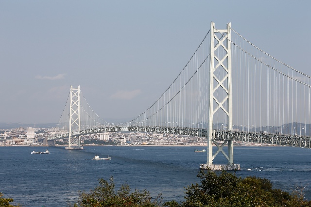 7. Guinness Certified : the world longest brigde 