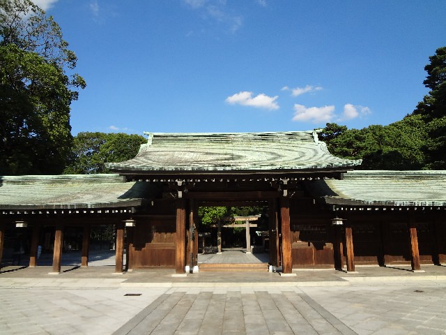 1. Meinj-Jingu Shrine